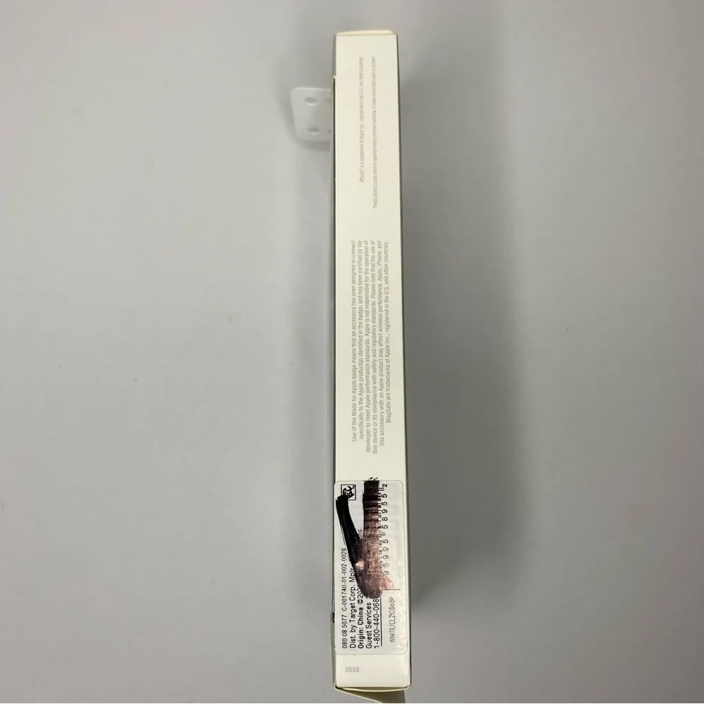 Heyday iPhone 13 Pro with MagSafe NIB Black‎ White Marble Bumper Phone Case